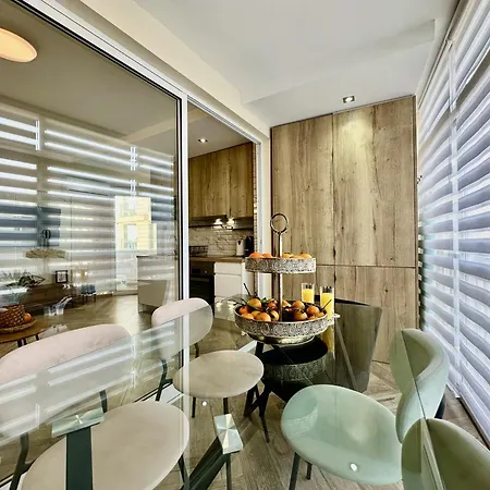 Apartament Clubrent - Magnificent Apartment, Bermudas Building