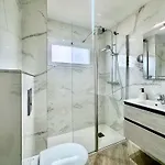 Clubrent - Magnificent Apartment, Bermudas Building